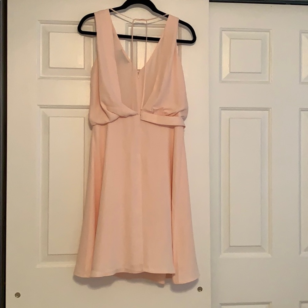 PINK DRESS - Picture 3 of 10